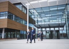 Entering The Commercial Real Estate Market - MultiTechGuru